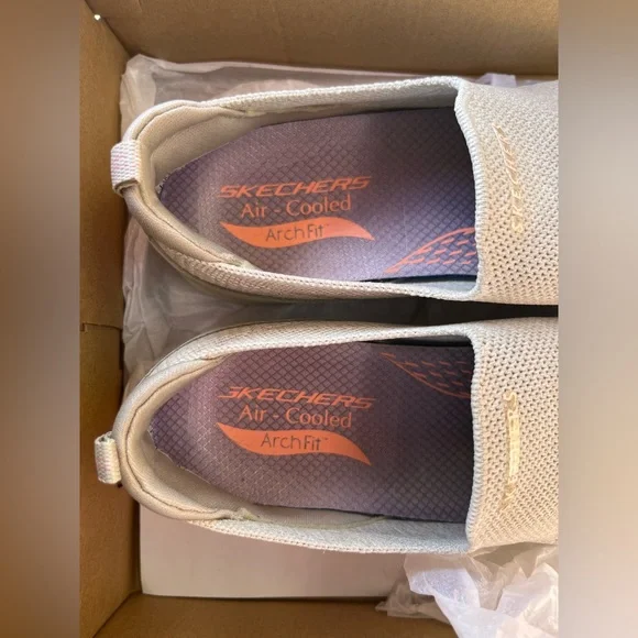 Skechers Grey Loafers Slip-Ons Comfortable Design - Picture 2 of 3